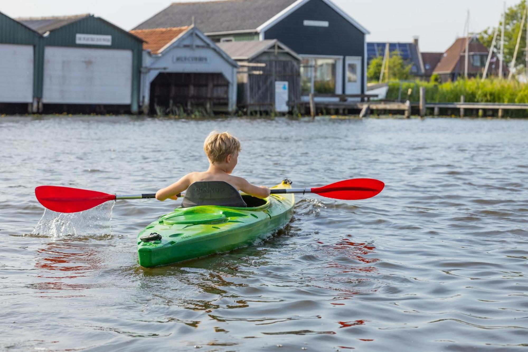 Oer'T Hout Hostel Grou Exterior photo